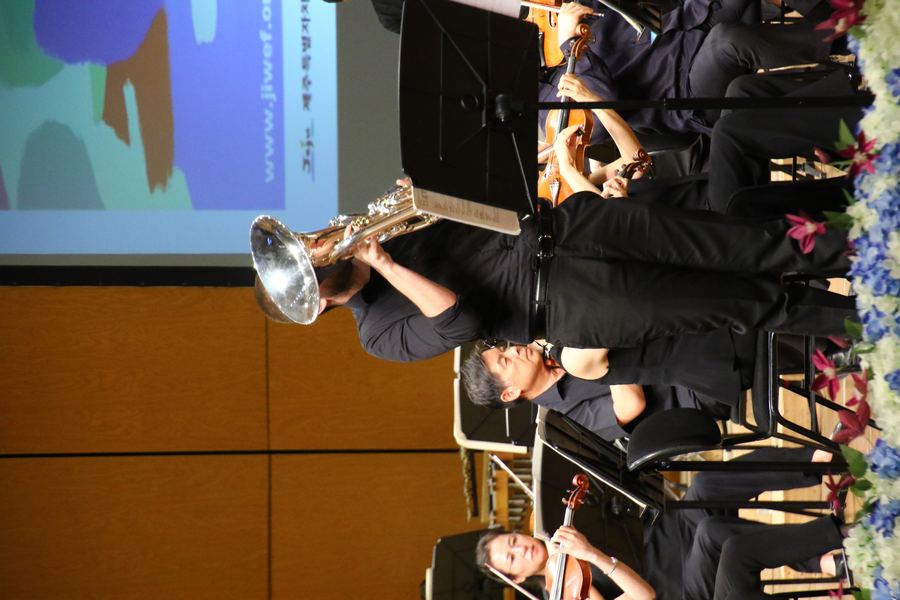 Domenico Cima in concerto con orchestra
